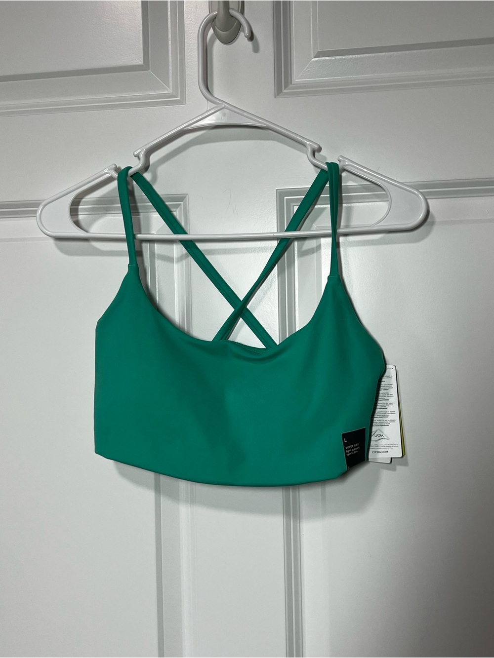 NWT Adaptive Crossback Sportsbra Green Top